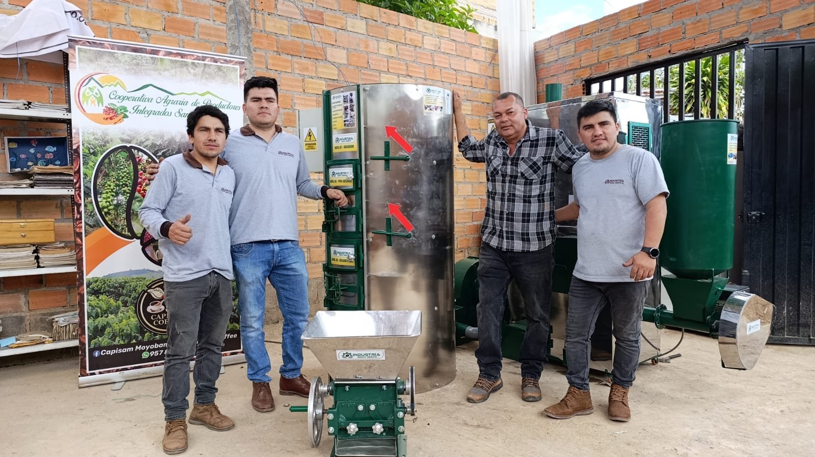 Clientes Satisfechos Comunidad Cafetera